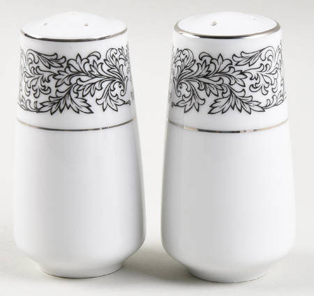 Spanish Lace Salt & Pepper Set