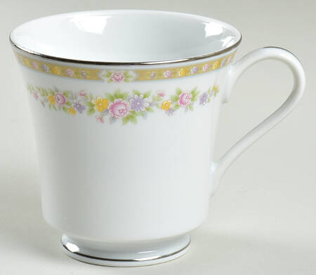 Tara Footed Cup