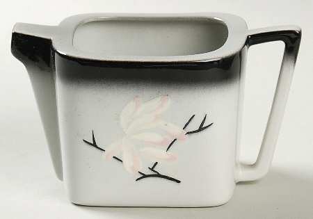 Mandalay Creamer & Lid