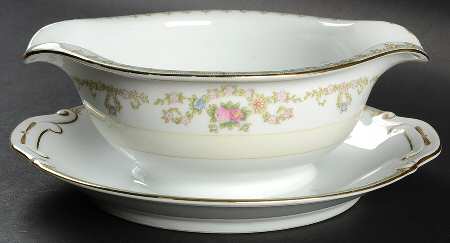 ORI2 Gravy Boat with Attached Underplate
