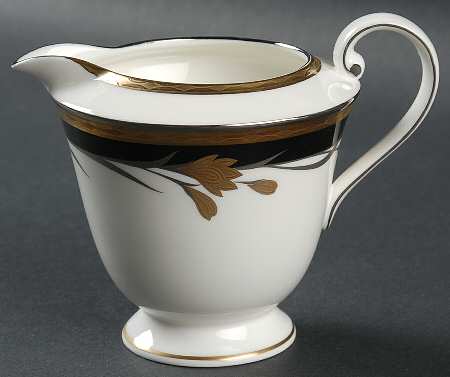 24K Black Creamer