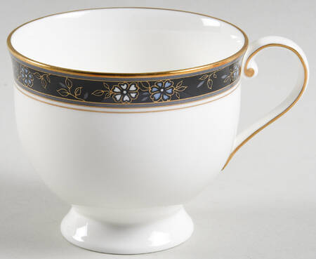 Aviance Black Footed Cup