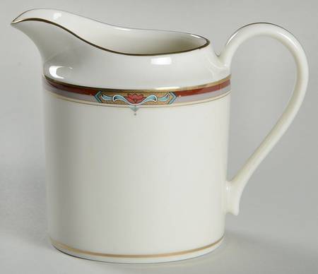 Camellia Creamer