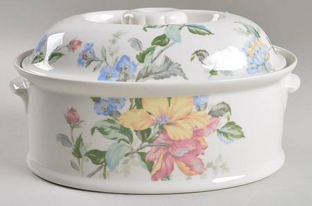 English Tapestry 2 Quart Oval Covered Casserole