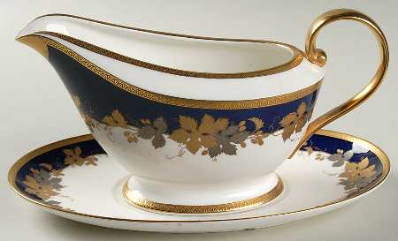 Gold Leaf Gravy Boat & Underplate