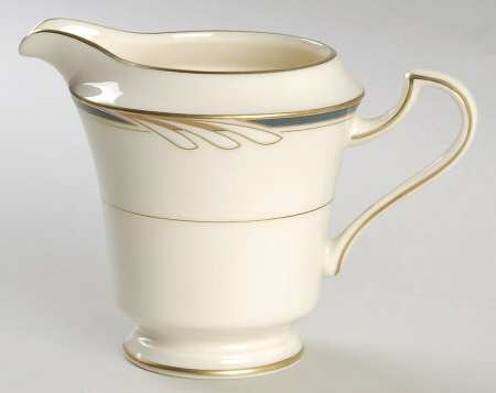 Hospitality Blue Creamer