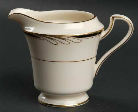 Hospitality Black Creamer