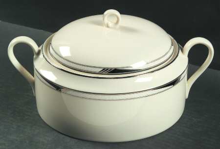 Ransom Round Covered Vegetable