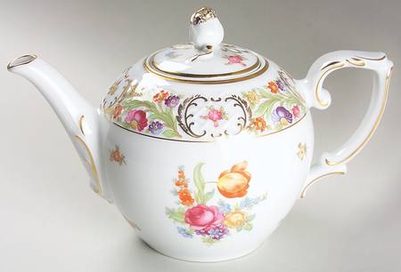 Royale Teapot & Lid
