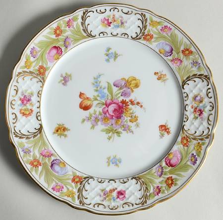 Royale Dinner Plate