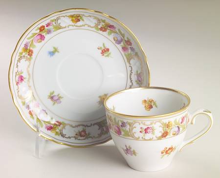 Royale Flat Cup & Saucer Set