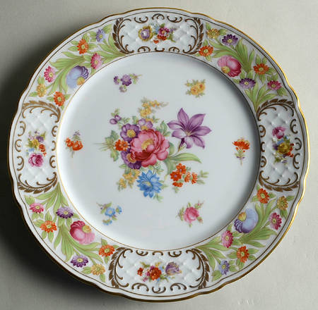Royale Dinner Plate