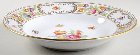 Royale Large Rim Soup Bowl