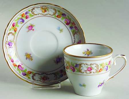 Royale Flat Cup & Saucer Set