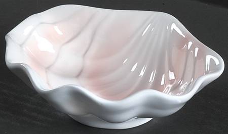 Beachcomber Small Shell Shaped Dish