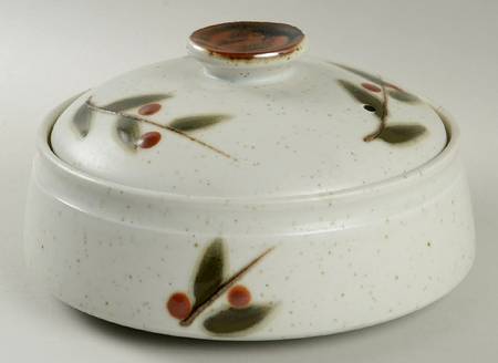 Bittersweet 2 Qt Round Covered Casserole