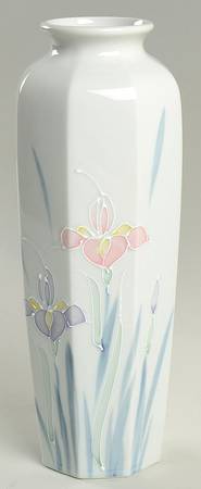 Floral Lite 10" Vase