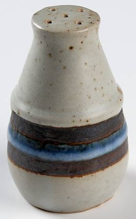 Horizon Pepper Shaker
