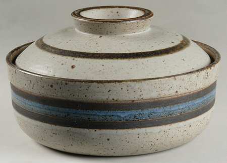Horizon 2.75 Qt Round Covered Casserole