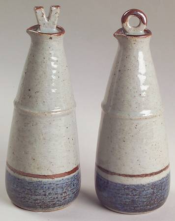 Mariner Vinegar and Oil Set W/Stoppers