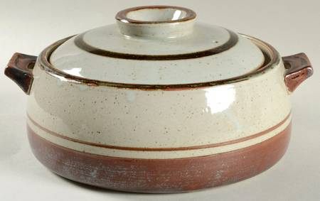 Sierra 2 Qt Round Covered Casserole