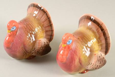 Turkey Figural Salt & Pepper Set