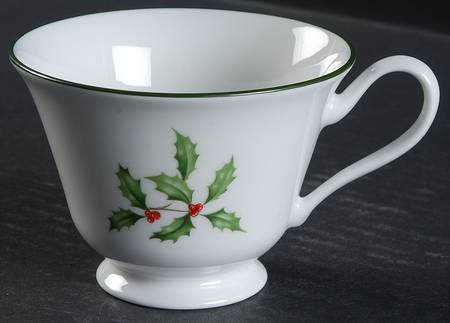 O3 Footed Cup