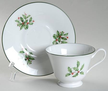 O3 Footed Cup & Saucer Set