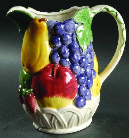 Fruit Basket 64 Oz Pitcher