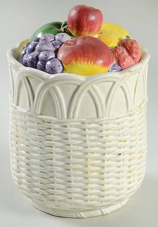 Fruit Basket Medium Canister & Lid