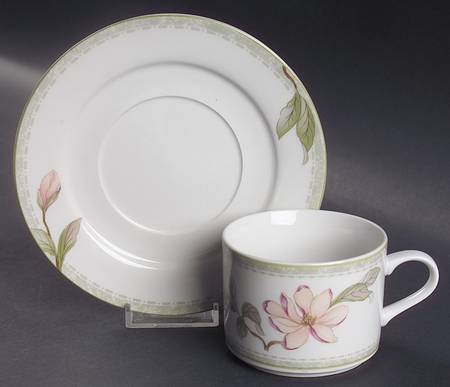 Savannah Flat Cup & Saucer Set