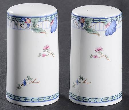Blue Lattice Salt & Pepper Set