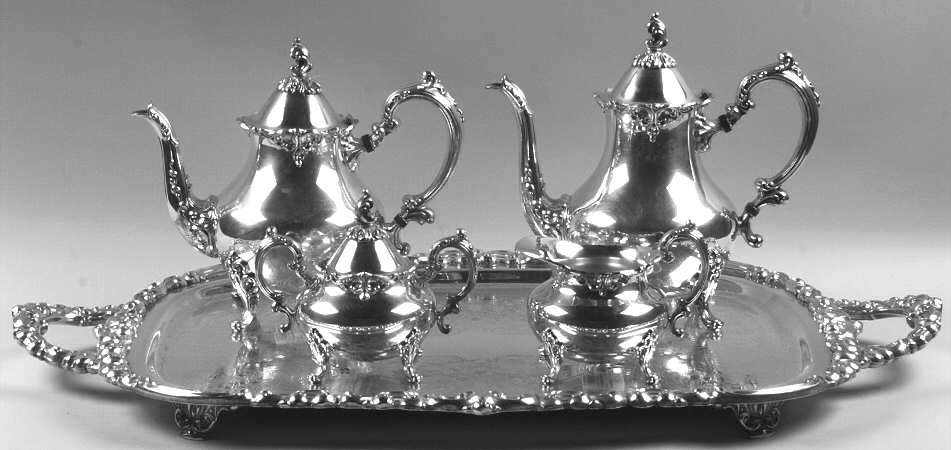 Venetian Scroll (Silverplate Hollowware) 5-Piece Silverplate Tea Set (with Tray)