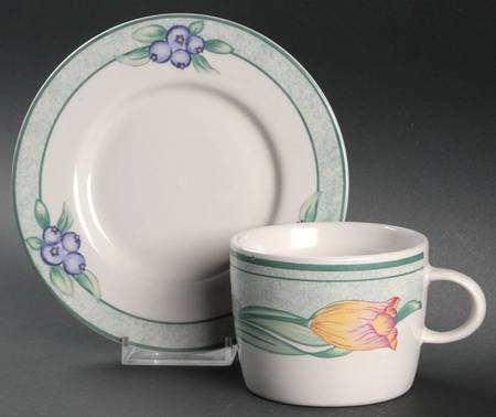 Tulip Garden Flat Cup & Saucer Set