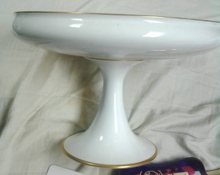 OKU5 Pedestal Cake Stand