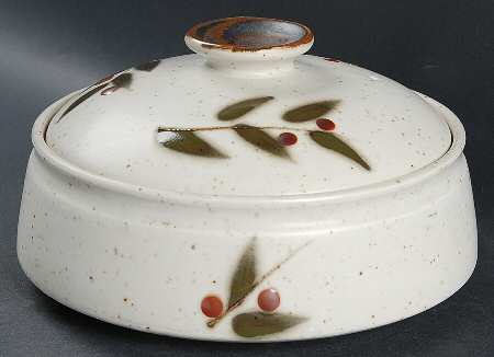 Bittersweet 1.25 Qt Round Covered Casserole
