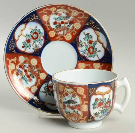 Gold Imari Footed Cup & Saucer Set
