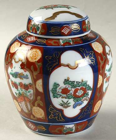 Gold Imari 4" Ginger Jar & Lid
