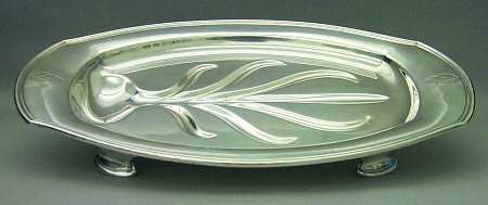 Bird of Paradise (Silverplate, 1923, Hollowware) Small Plated Footed Meat Platter with Well
