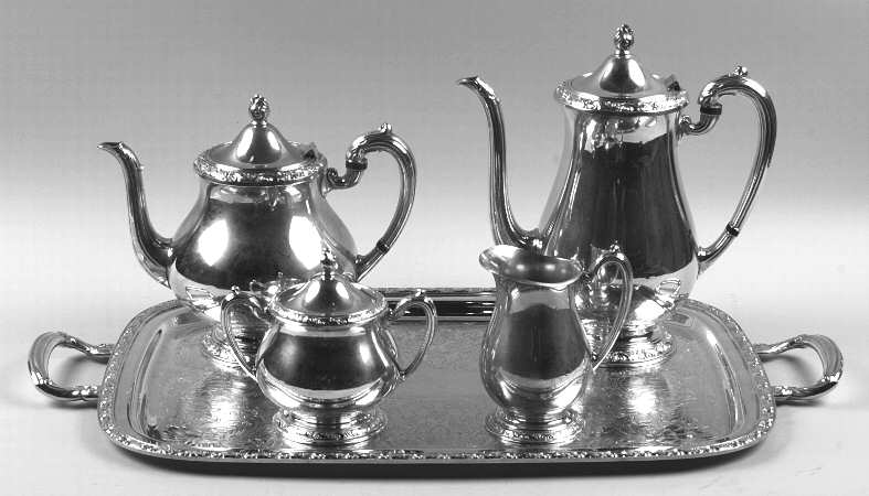 Queen Bess II (Silverplate, Hollowware) 5-Piece Silverplate Tea Set (with Tray)