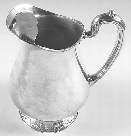 Queen Bess II (Silverplate, Hollowware) Plated Water Pitcher with Ice Lip