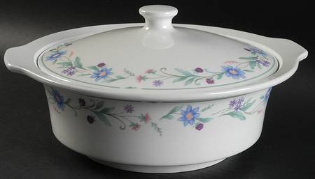 Ava Round Covered Vegetable