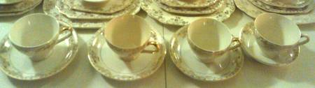1078 Footed Cup & Saucer Set