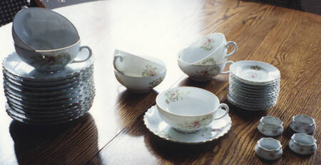 OSG73 Footed Cup & Saucer Set