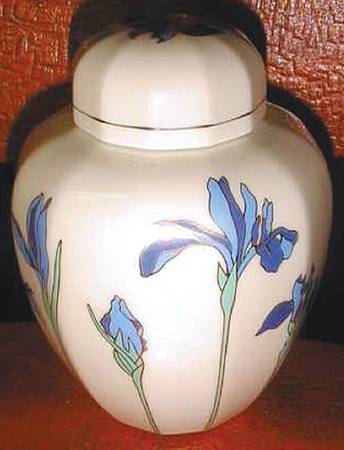 Iris Rhapsody Small Ginger Jar & Lid