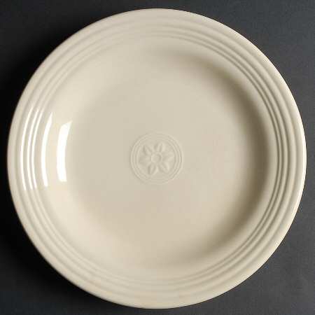 Petals Cream (Gardenia) 12" Chop Plate (Round Platter)