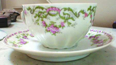 OSG100 Flat Cup & Saucer Set