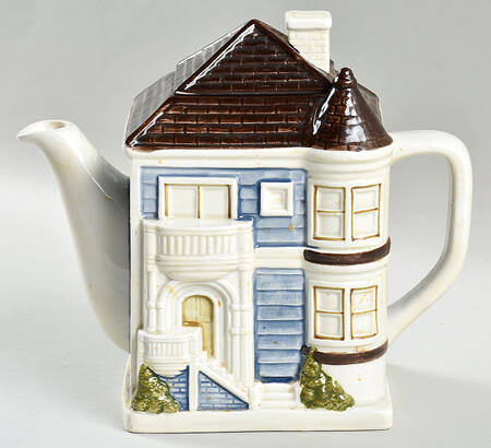 Victorian House Musical Teapot & Lid