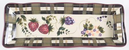 Strawberry Plaid Bread Tray