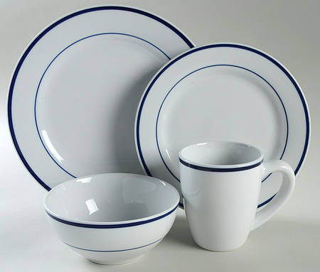 Maitre D' 4 Piece Place Setting